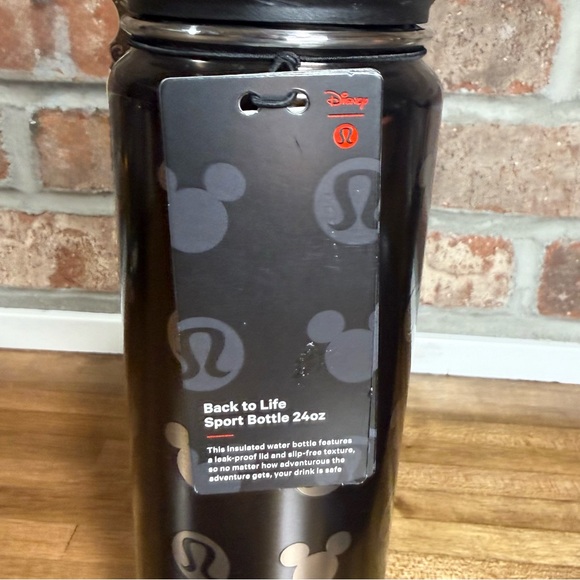 Lululemon x Disney Mickey Mouse Icon Back to Life Sport Bottle - Picture 3 of 5